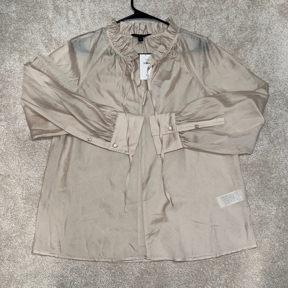 Nude blouse Banana Republic